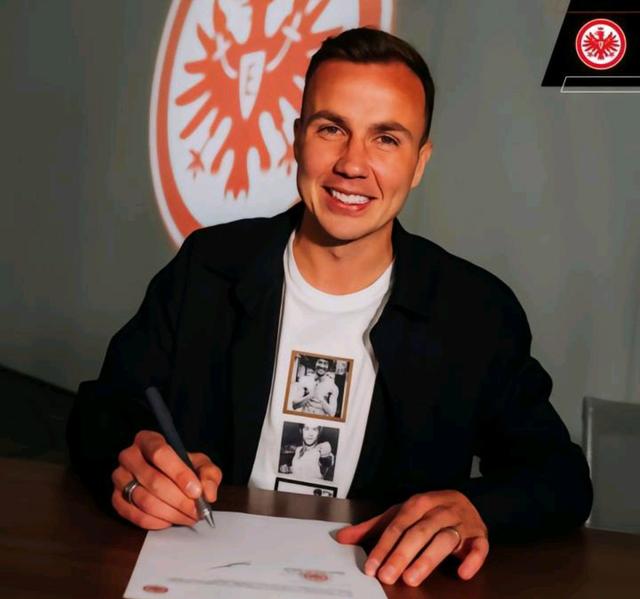 球场上谁给我们信心-开云体育