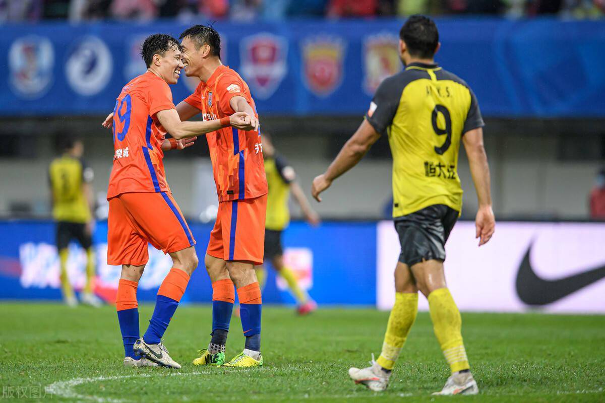 清晨突围战来临，里昂围绕中超绝杀压哨，态度坚定，轮换策略成焦点的简单介绍-开云体育入口